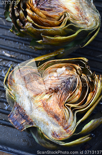 Image of artichokes with balsamic vinegrette