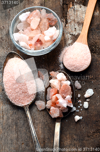 Image of Himalayan pink crystal salt