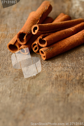 Image of Bunch of cinnamon sticks