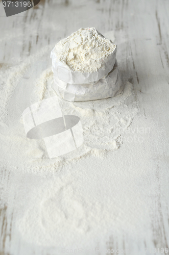 Image of Wheat flour on the table