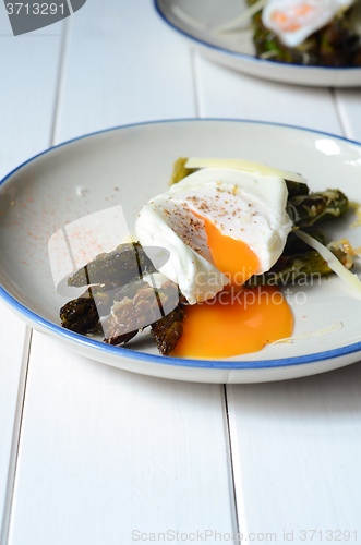 Image of Green asparagus with poached egg