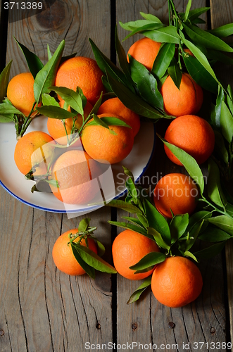 Image of fresh mandarins with leafs