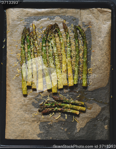 Image of Oven roasted asparagus