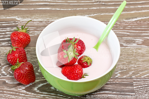 Image of Strawberry yoghurt