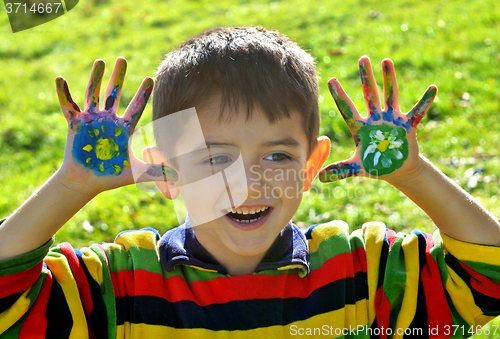 Image of Hands in paint