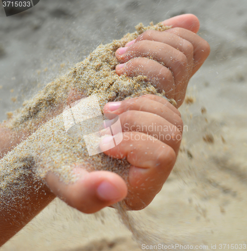 Image of Flowing sand