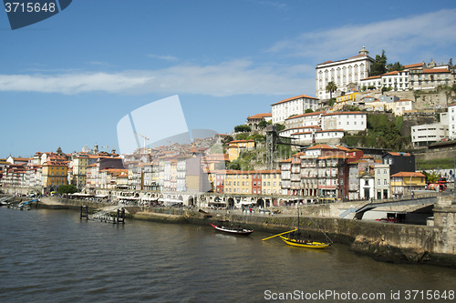 Image of EUROPE PORTUGAL PORTO RIBEIRA OLD TOWN DOURO RIVER