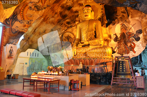 Image of Perak Tong cave temple