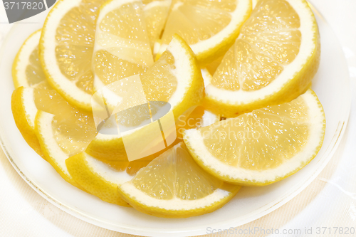 Image of Yummy lemon yellow 