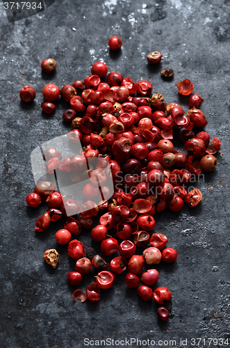 Image of Pink peppercorns close up