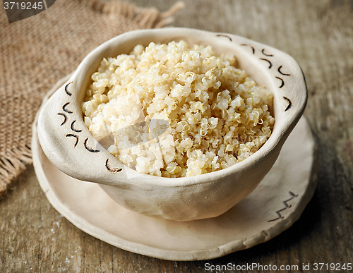 Image of Bowl of boiled quinoa