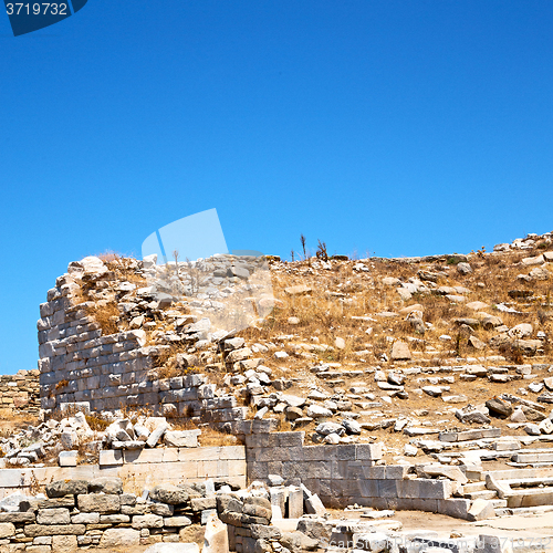 Image of archeology  in delos greece the historycal acropolis and old rui