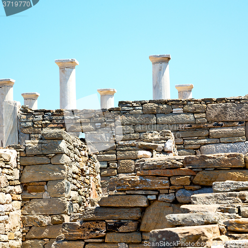 Image of archeology  in delos greece the historycal acropolis and old rui