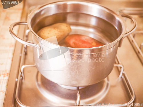 Image of  Saucepot on cooker vintage