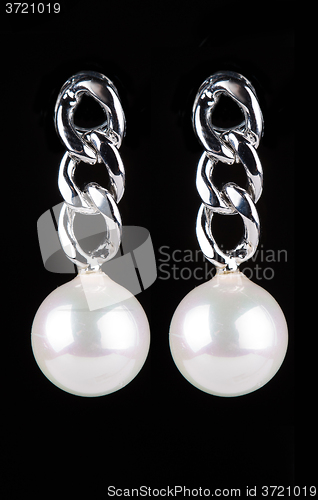 Image of pearl Earrings