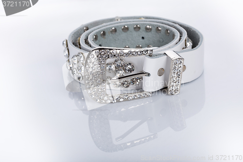 Image of white Women\'s belt with rhinestones