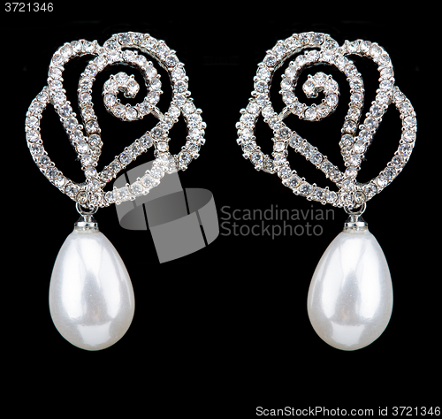 Image of Pear Diamonds Earrings