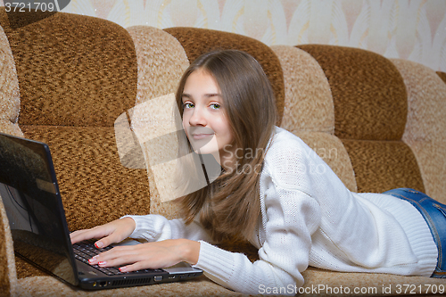 Image of Girl  with your notebook
