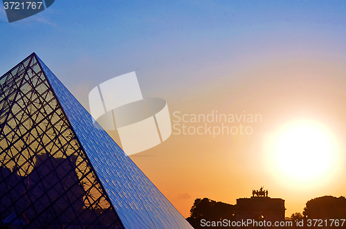 Image of The Louvre museum in France at sundown