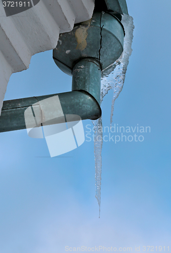 Image of Big icicle hanging