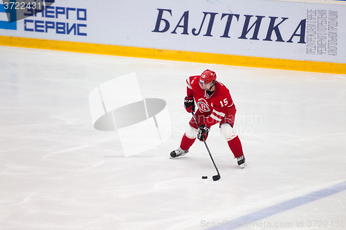 Image of Roman Horak (15) in action