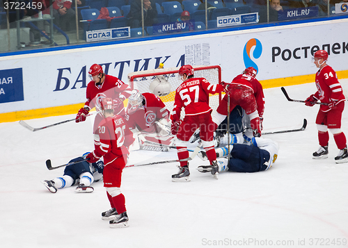 Image of All barys men fall down