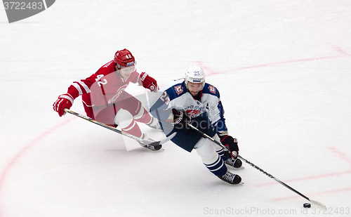 Image of A. Korolyov (42) versus V. Khomitsky (25)