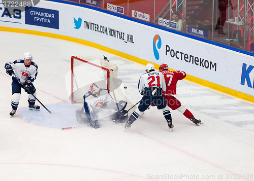 Image of V. Solodukhin (17) attack, M. Osipov (21) defend