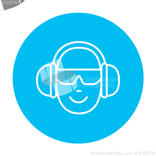 Image of Man in headphones line icon.
