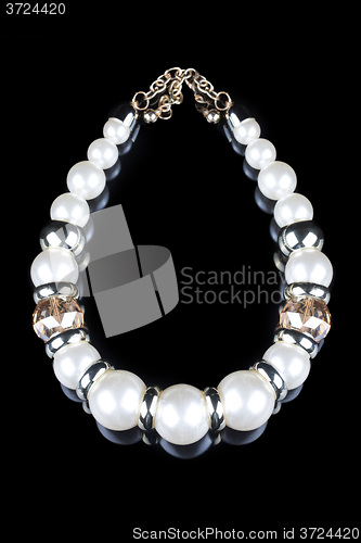 Image of pearl necklace