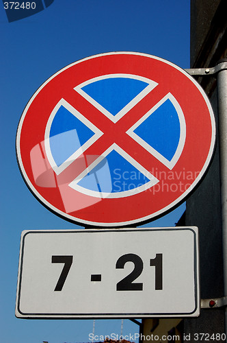 Image of auto sign,restriction,7-21