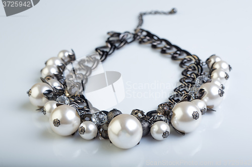 Image of pearl necklace