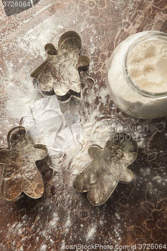 Image of The gingerbread cookies with copper cookie cutter