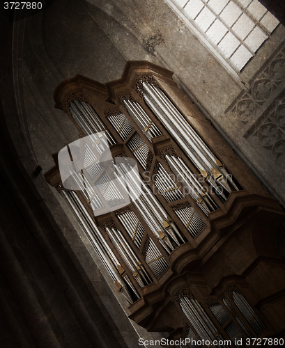 Image of Creepy image of an old pipe organ