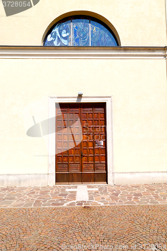 Image of detail in  wall   land europe  the  gate