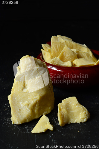 Image of pieces of cocoa butter