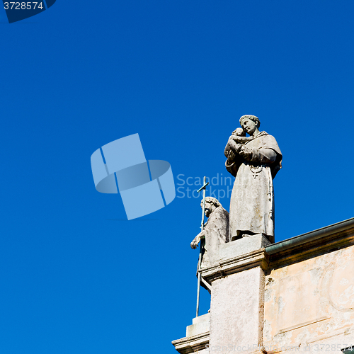 Image of monument statue  in old historical construction italy europe mil