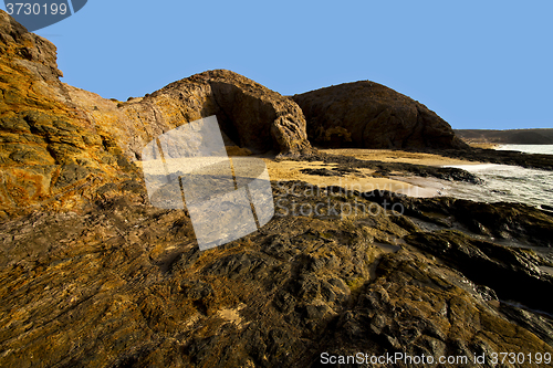 Image of spain landscape rock ky cloud beach   lanzarote  isle 