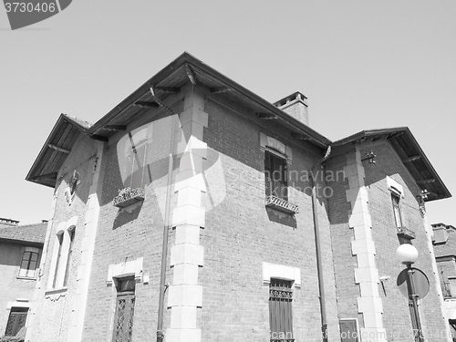 Image of Black and white Villaggio Leumann