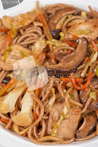 Image of buckwheat noodles with chicken