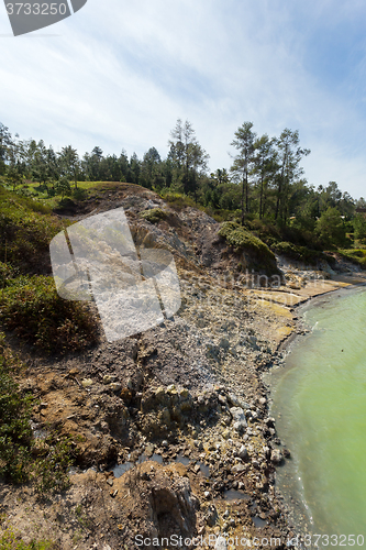 Image of sulphurous lake - Danau Linow