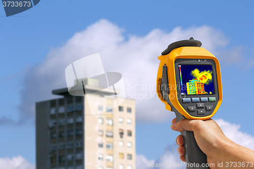 Image of Recording Buildings With Thermal Camera