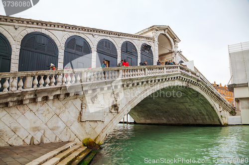 Image of Rialto bridge (Ponte di Rialto) in Venice