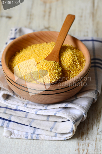 Image of raw yellow millet