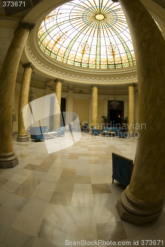 Image of atrium hotel lobby lima peru