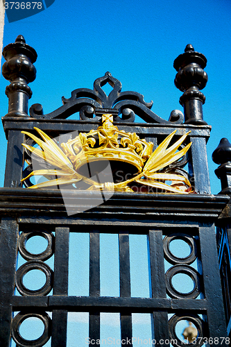 Image of in london england the old metal gate  royal palace