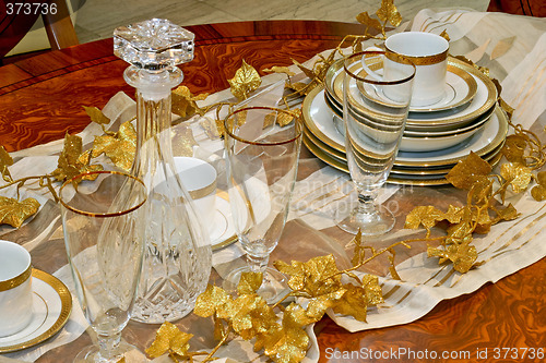 Image of Crockery and glass