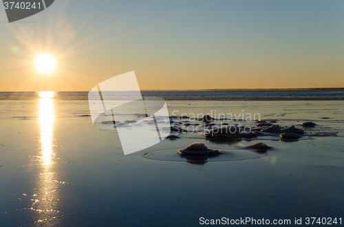 Image of Icy coastal view