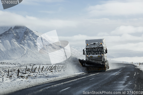 Image of Snow removing vehicle