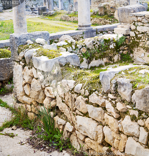 Image of volubilis in morocco africa the old roman deteriorated monument 